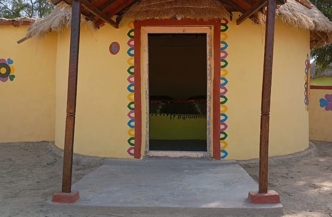 Traditional Bhunga at Rann Royal Stay